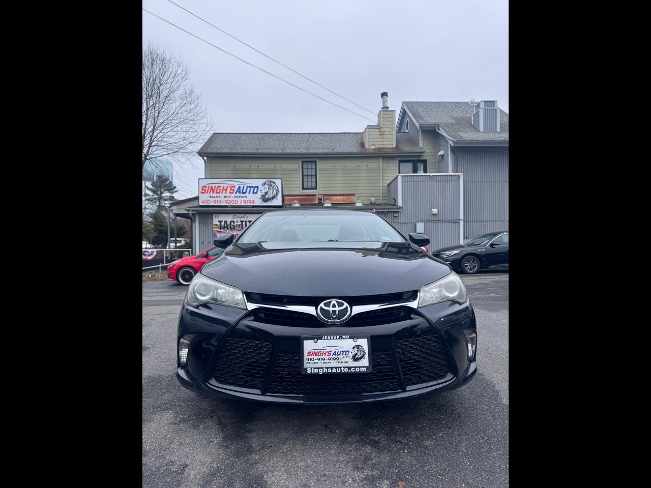 2017 Toyota Camry SE