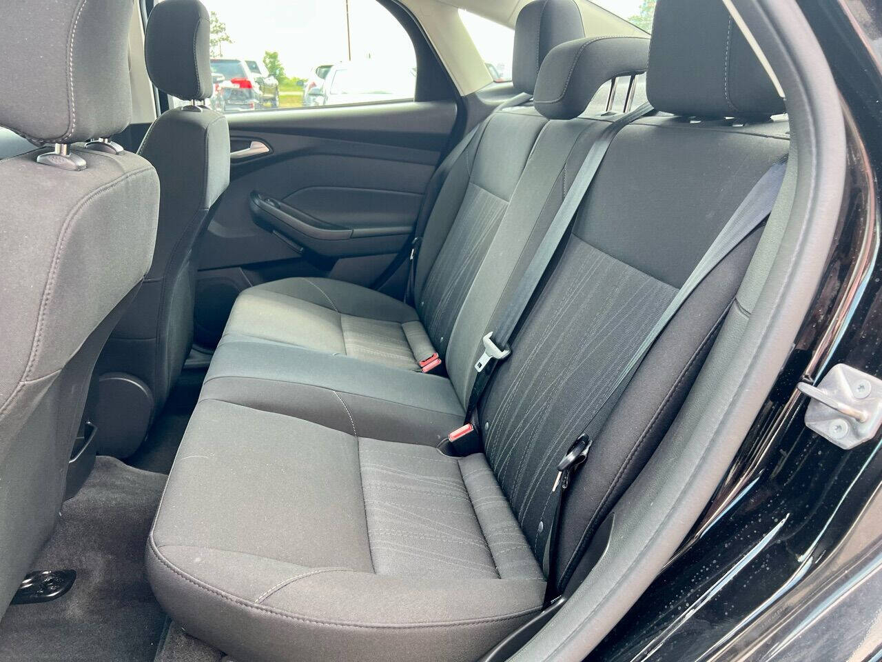 Ford Focus SE Sedan 2018