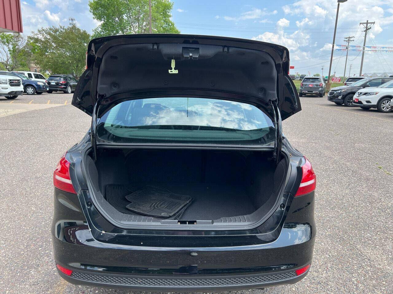 Ford Focus SE Sedan 2018