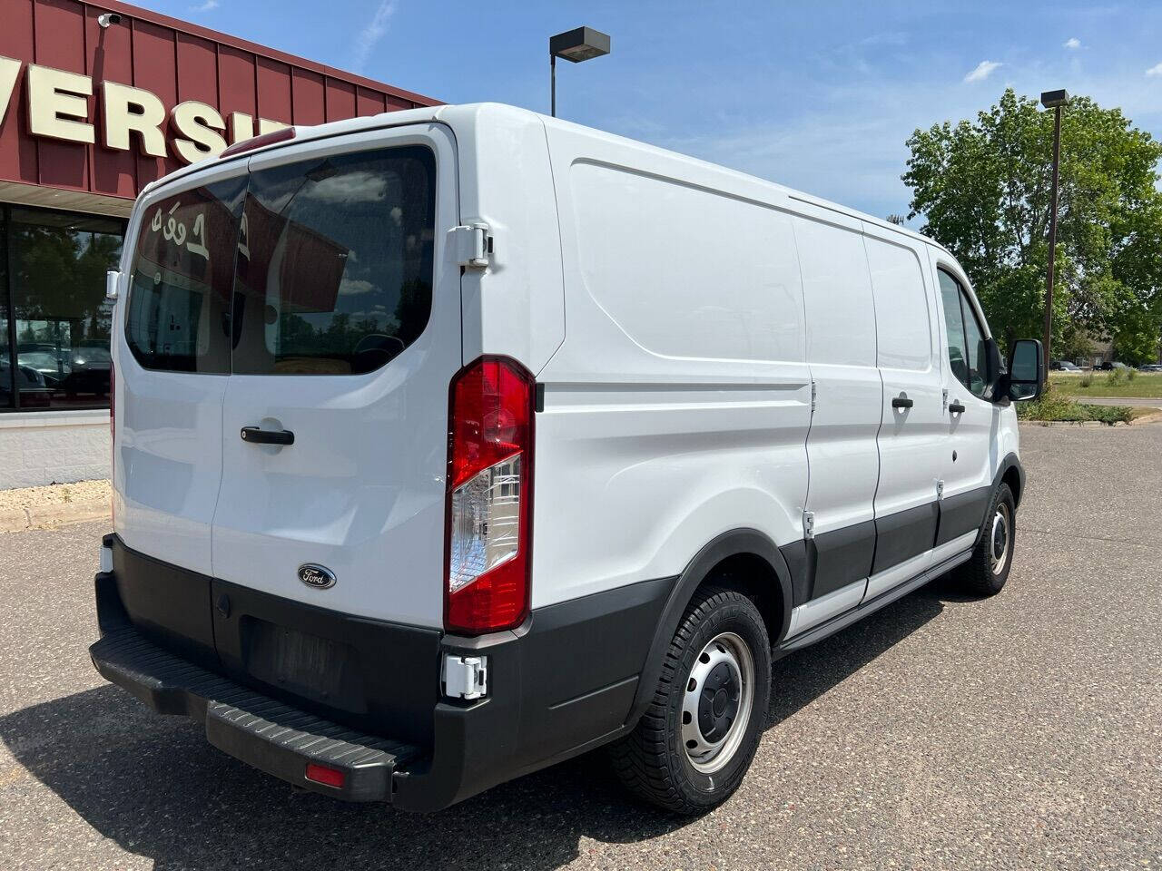 Ford Transit 150 Van Low Roof 60/40 Pass. 130-in. WB 2019