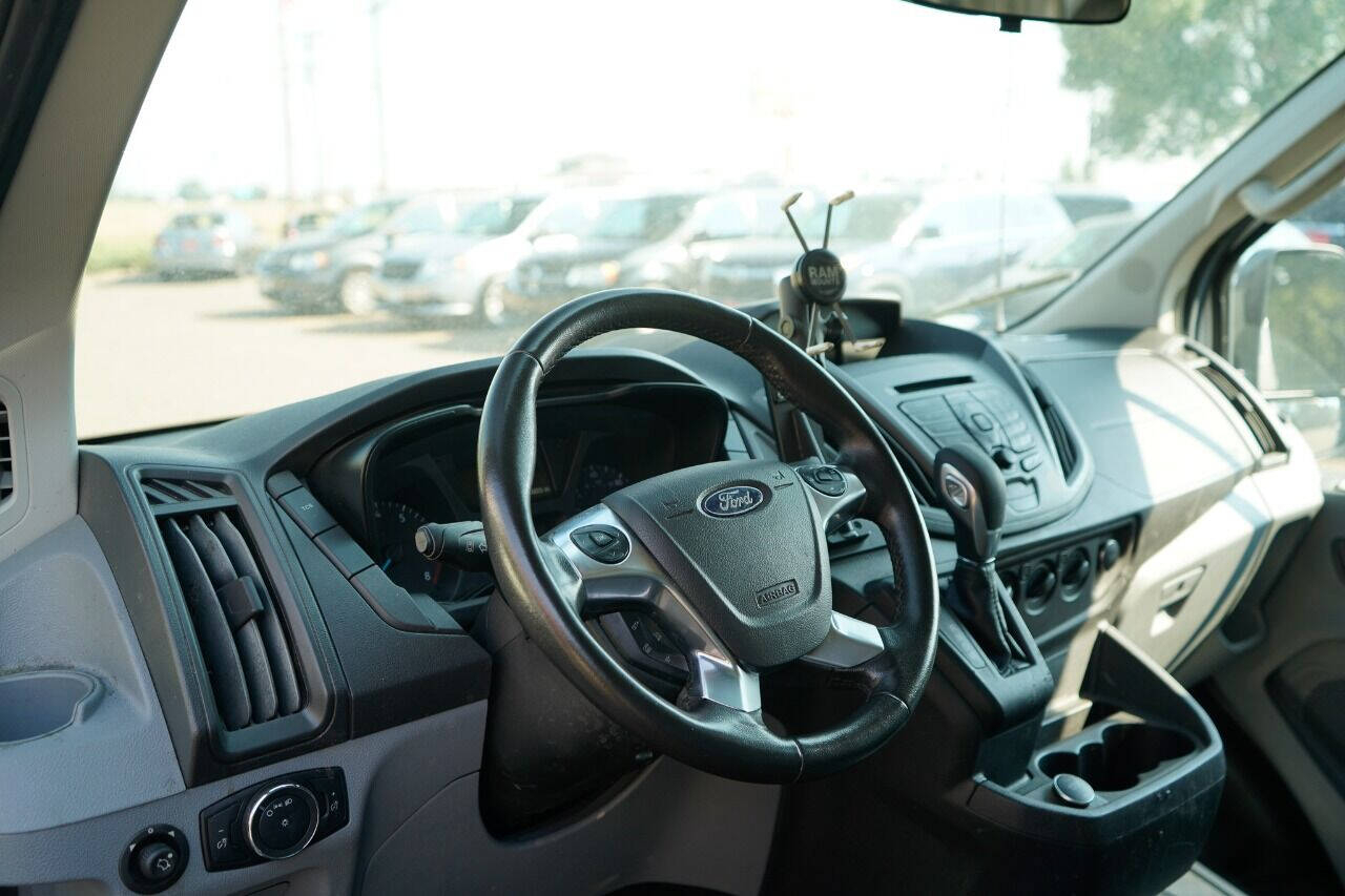 Ford Transit 150 Van Low Roof 60/40 Pass. 130-in. WB 2019