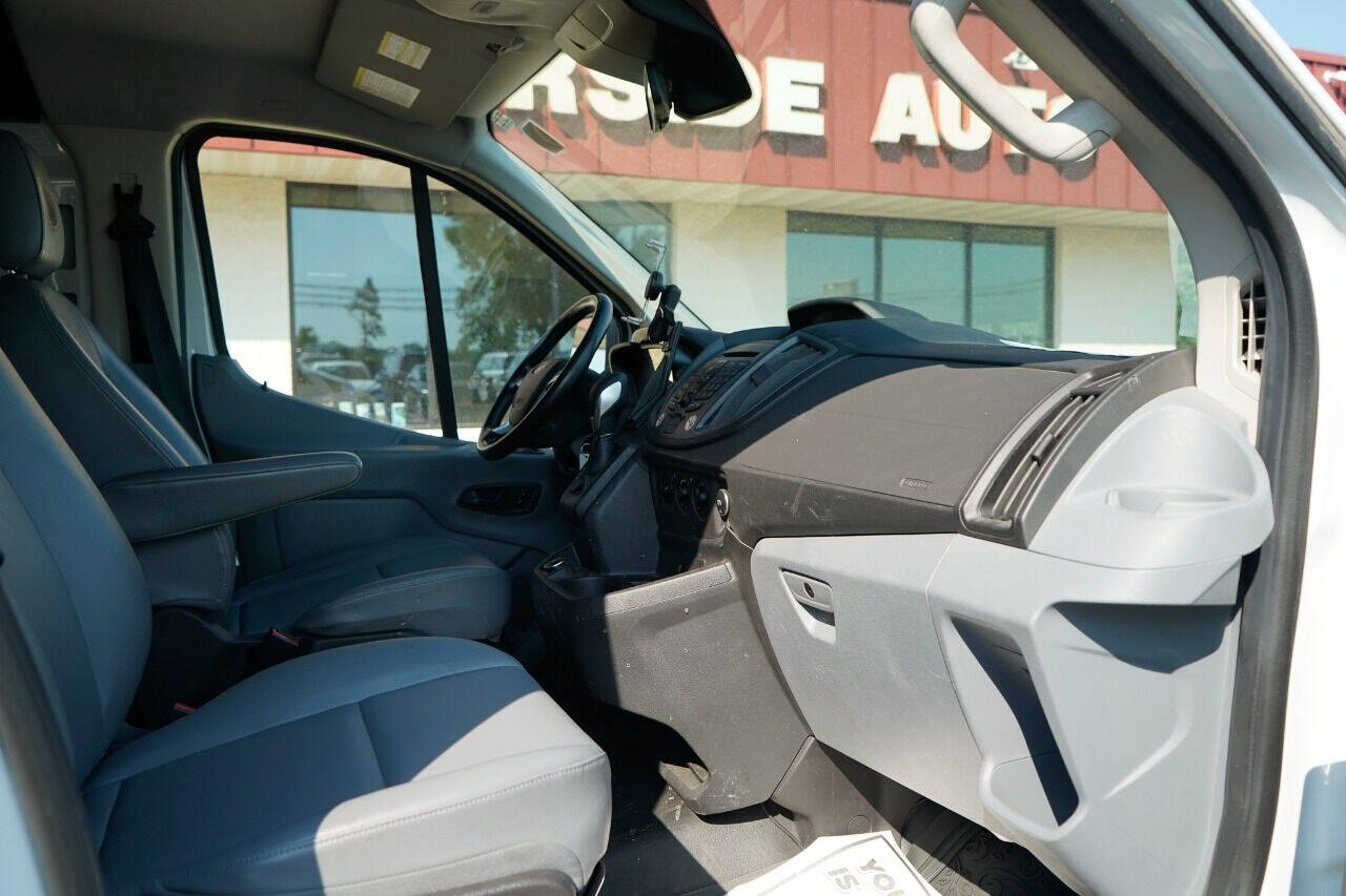 Ford Transit 150 Van Low Roof 60/40 Pass. 130-in. WB 2019