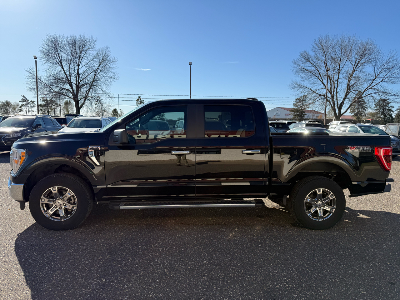 2022 Ford F-150 XL photo 2