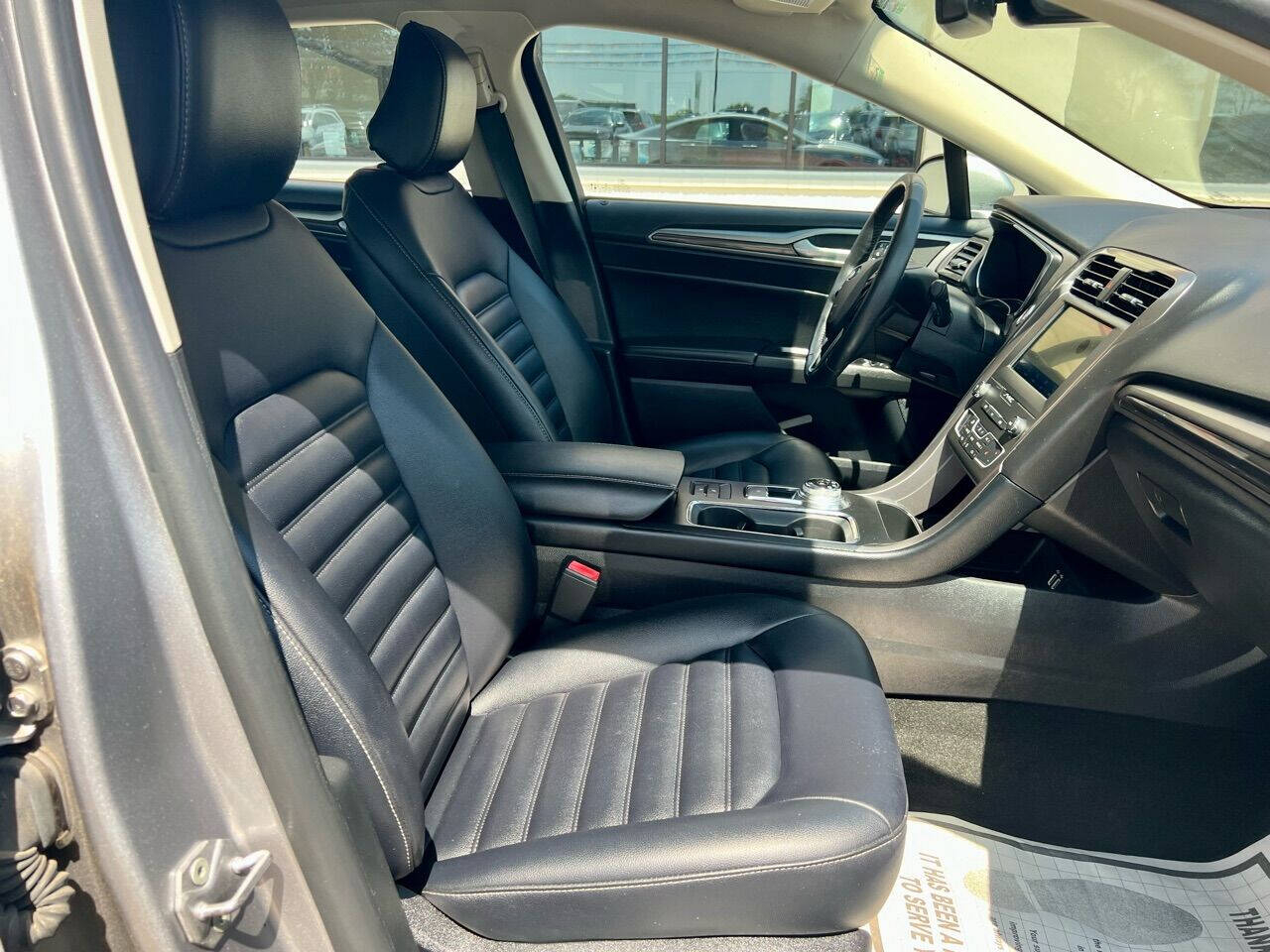 Ford Fusion SEL 2020