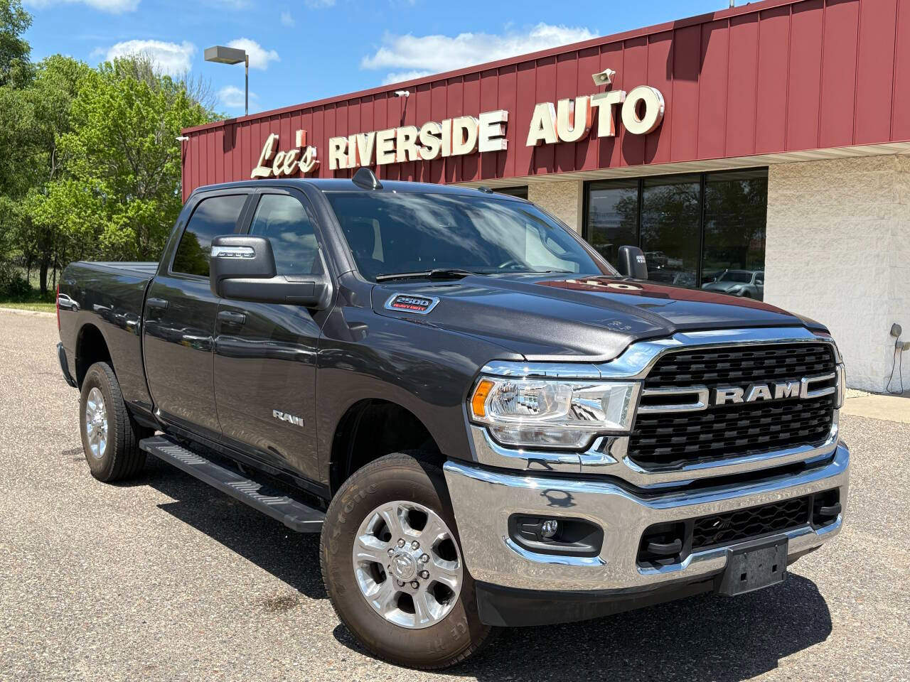 2023 RAM 2500 Tradesman Crew Cab SWB 4WD