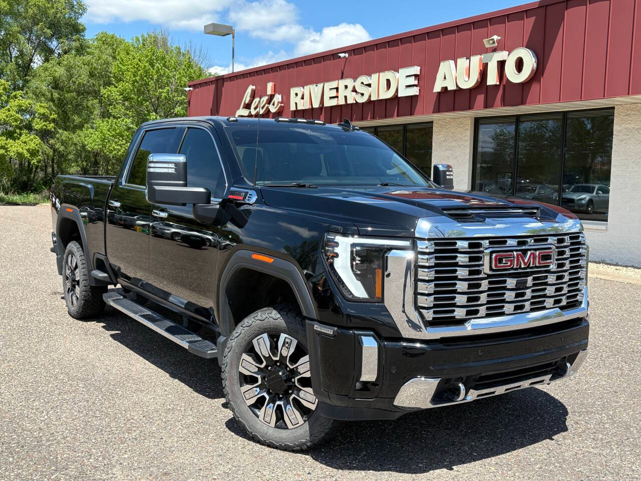 2024 GMC Sierra 2500HD Denali Crew Cab 4WD SB