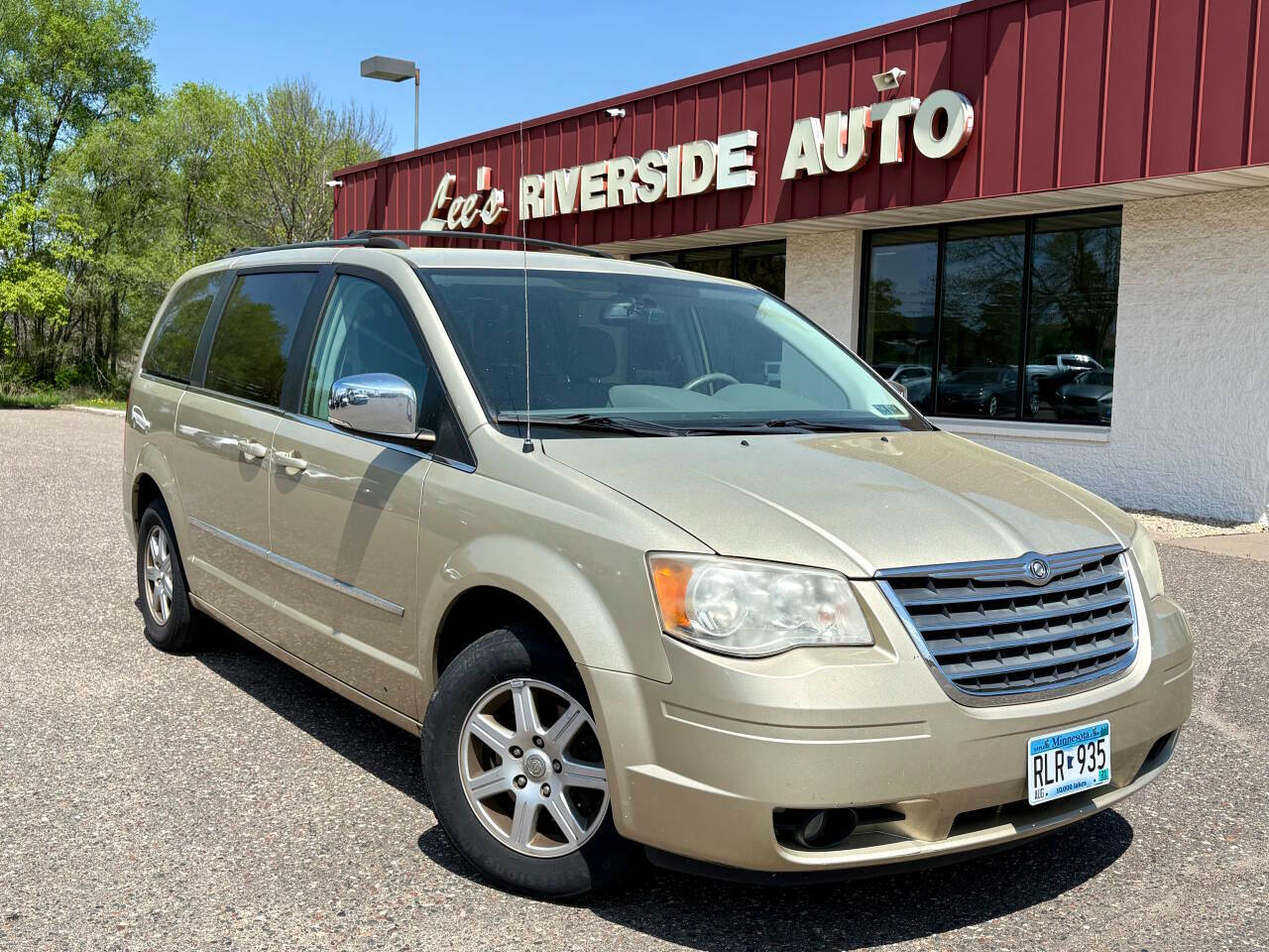 2010 Chrysler Town & Country Touring