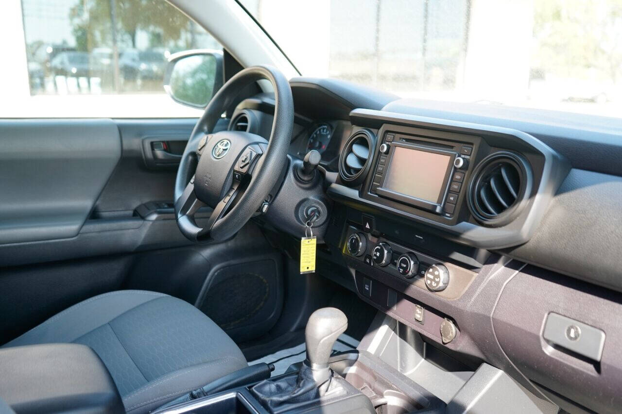 Toyota Tacoma SR5 Double Cab Long Bed V6 6AT 4WD 2019