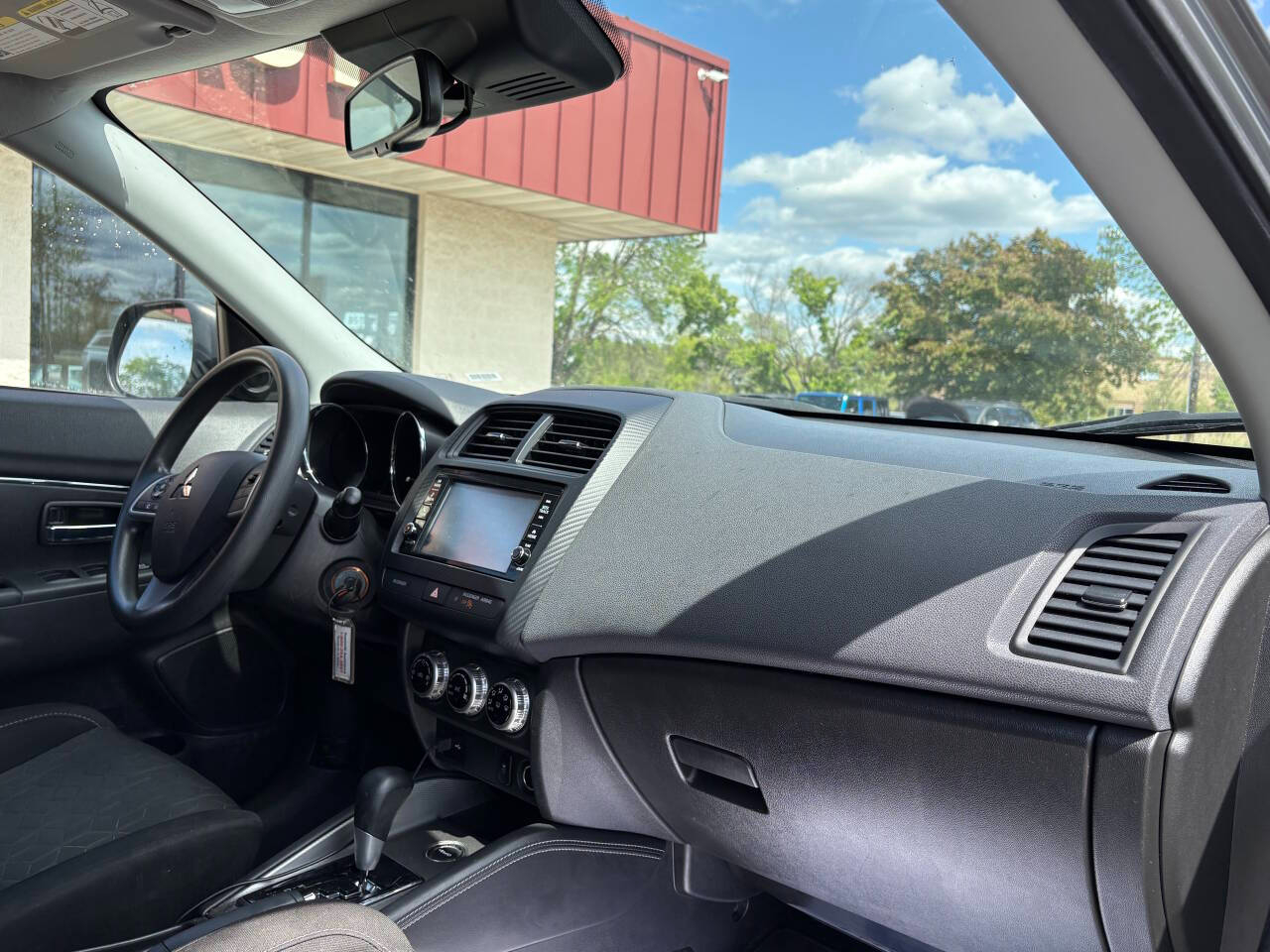 Mitsubishi Outlander Sport 2.0 ES AWD 2021