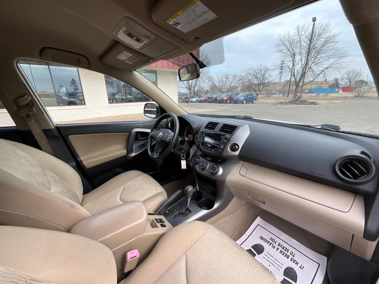 2010 Toyota RAV4 Base I4 4WD