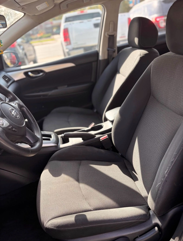 Nissan Sentra SL 4D Sedan 2019