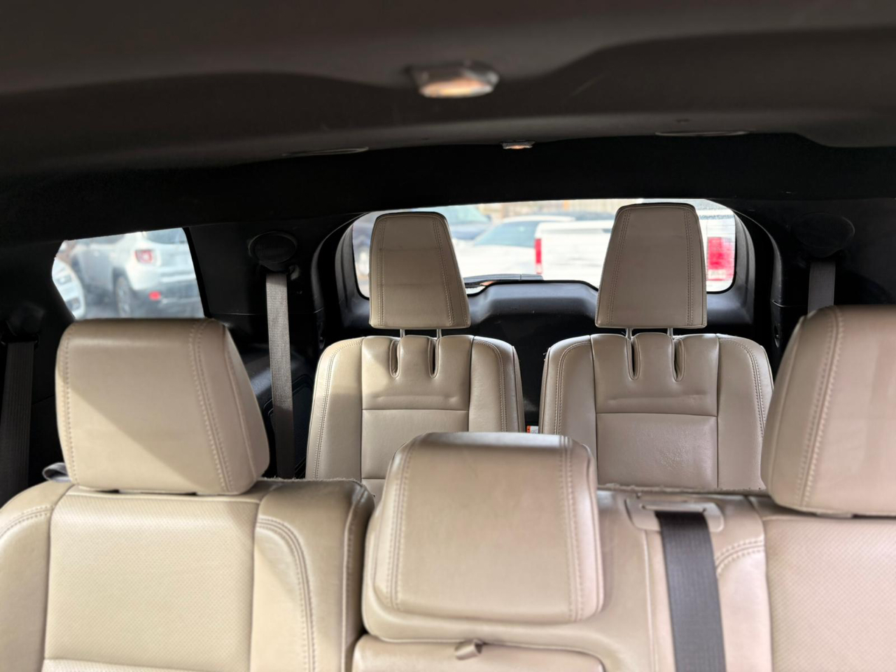 Ford Explorer Limited FWD 2012