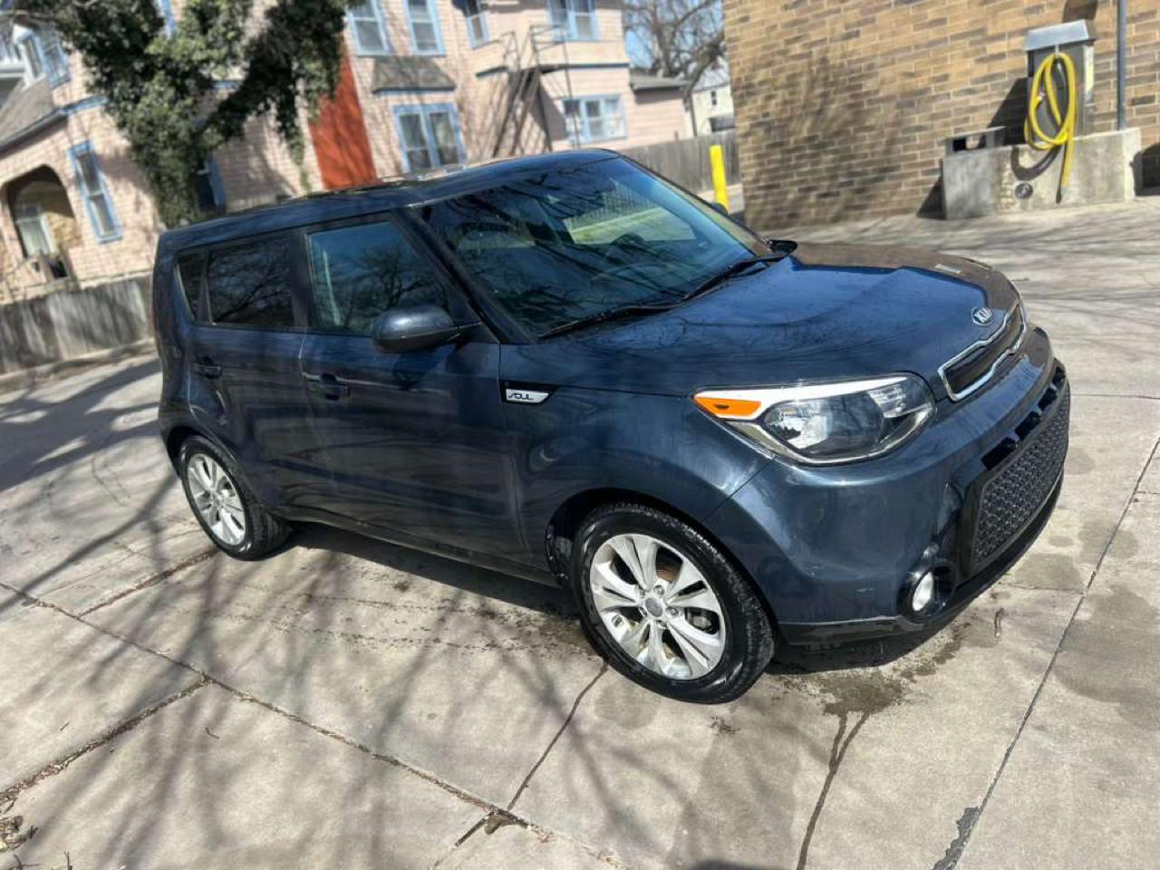 2016 Kia Soul + w/Signature 2.0 Special Edition