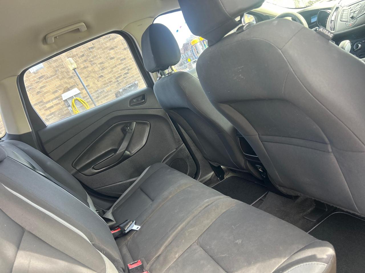 Ford Escape S FWD 2013