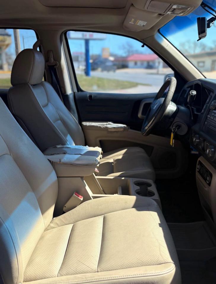 Honda Ridgeline RTL w/ Navigation 2009