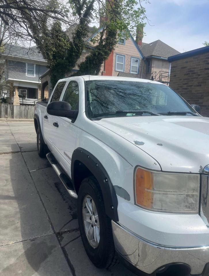 GMC Sierra 1500 Classic 4WD Crew Cab 143.5" SLE 2009