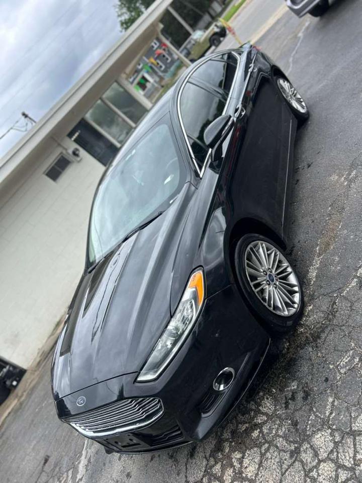 Ford Fusion SE 2015