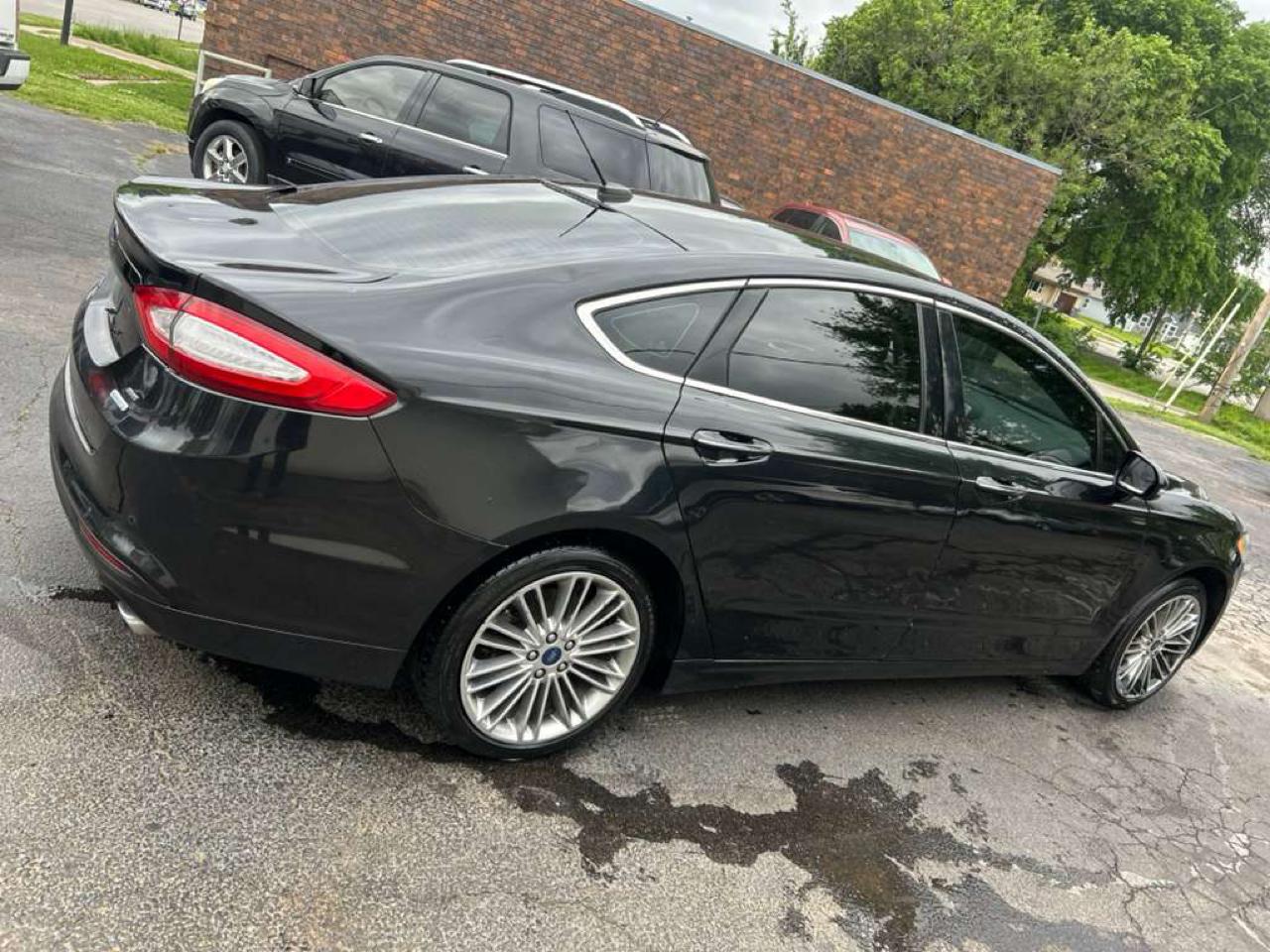Ford Fusion SE 2015