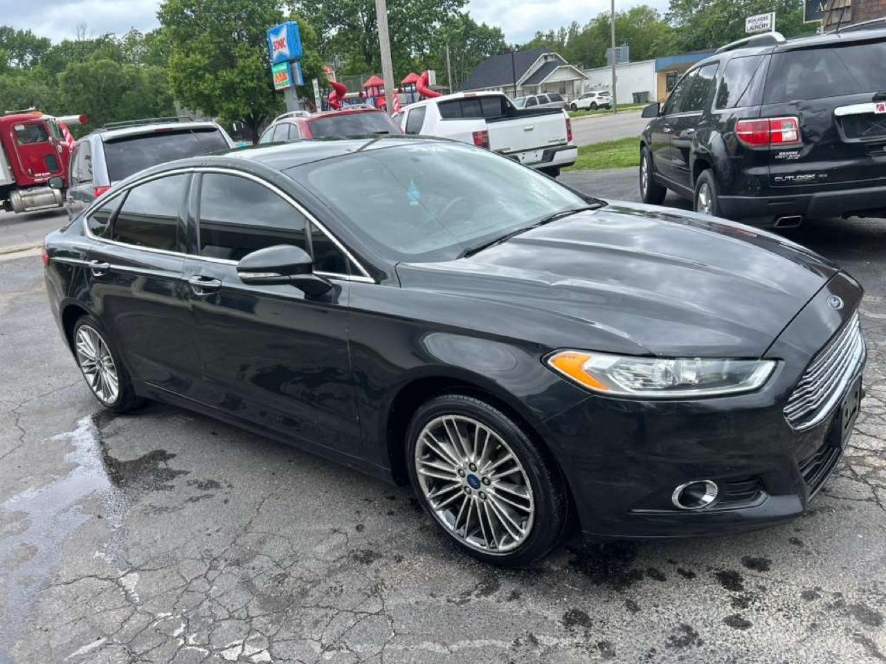 Ford Fusion SE 2015
