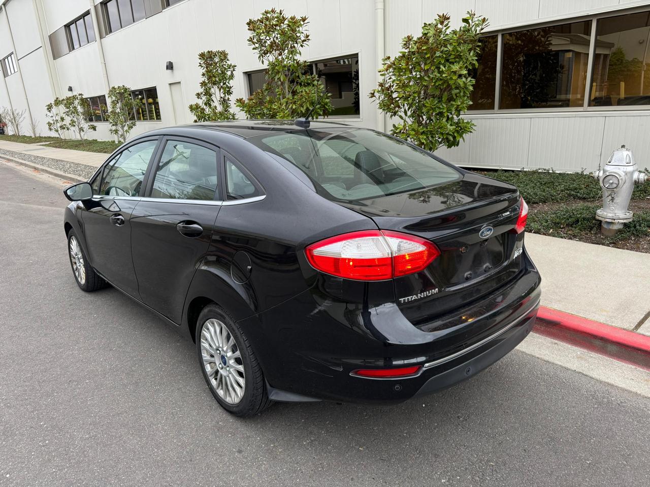 Ford Fiesta Titanium Sedan 2014
