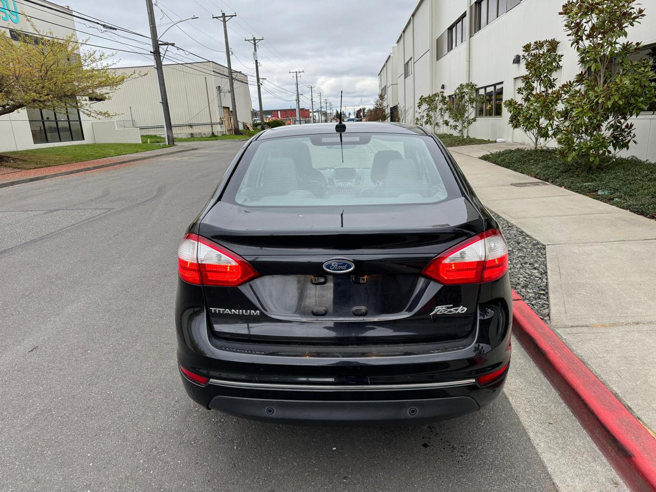 Ford Fiesta Titanium Sedan 2014
