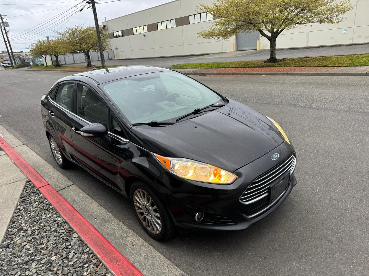 Ford Fiesta Titanium Sedan 2014