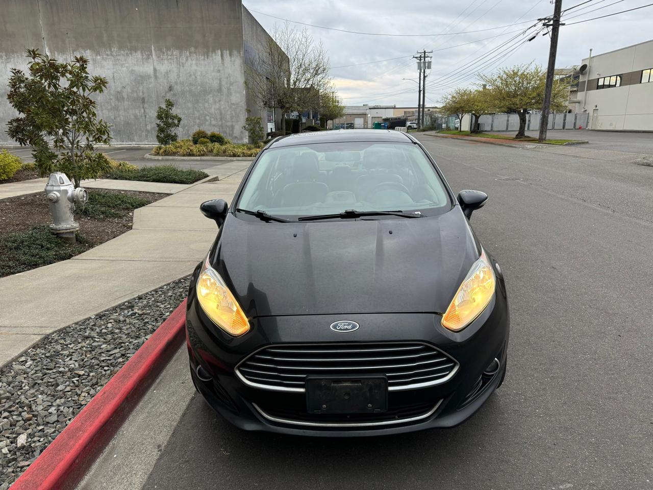 Ford Fiesta Titanium Sedan 2014