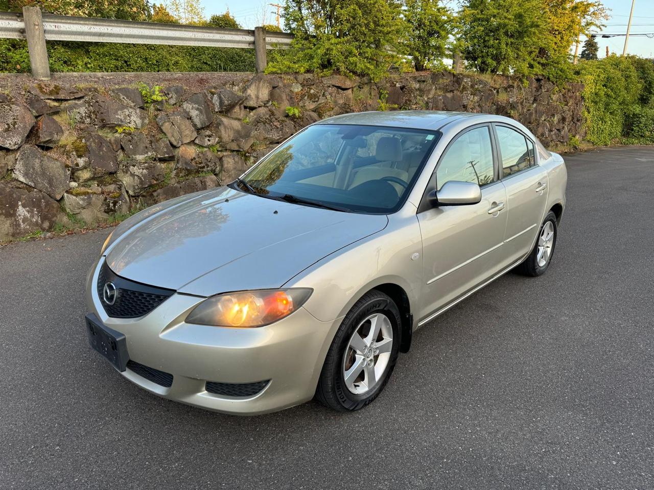 Mazda MAZDA3 i 4-door 2004