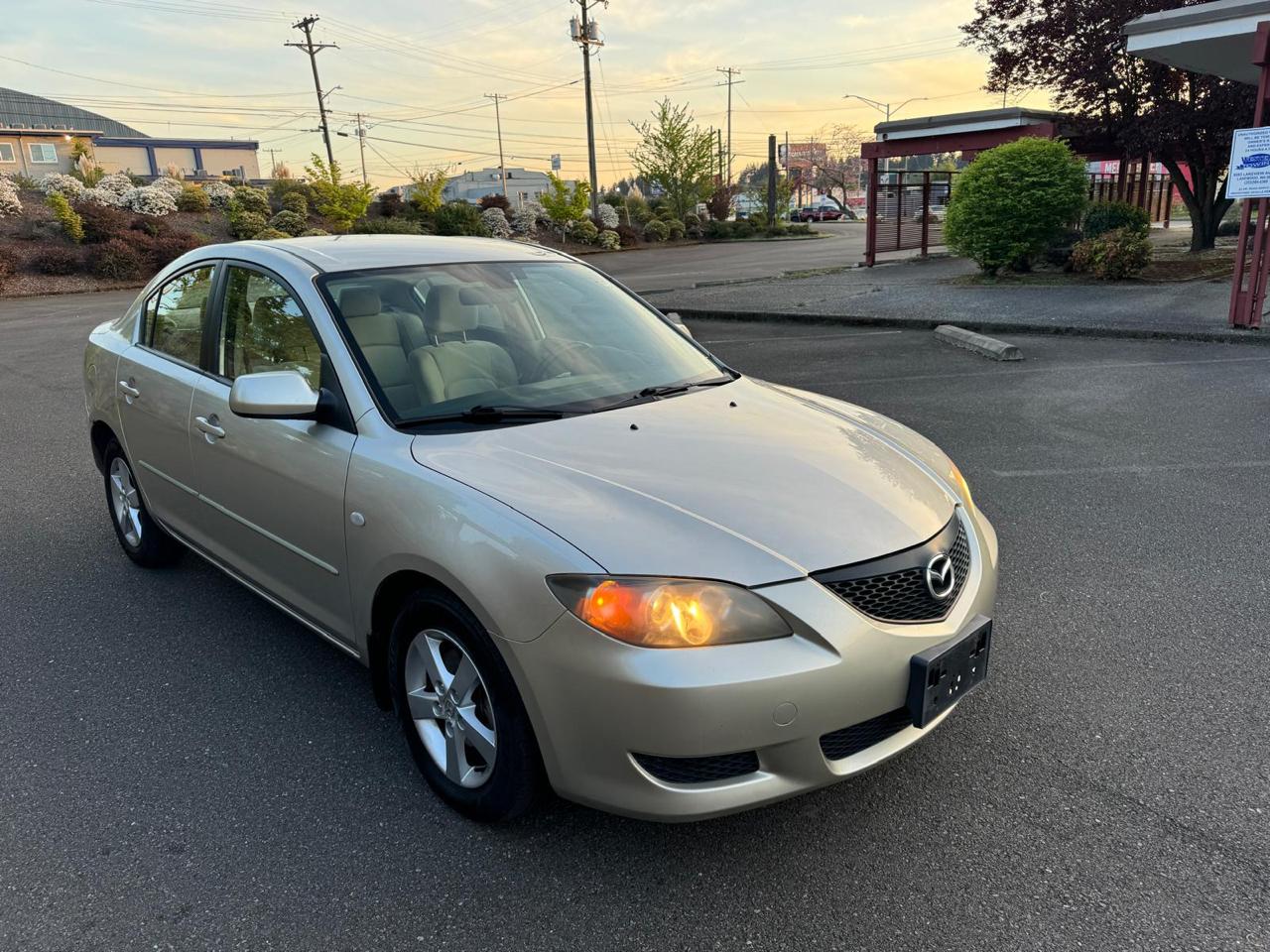 Mazda MAZDA3 i 4-door 2004