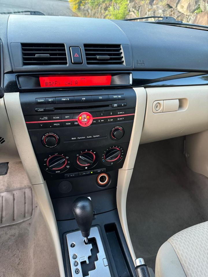 Mazda MAZDA3 i 4-door 2004