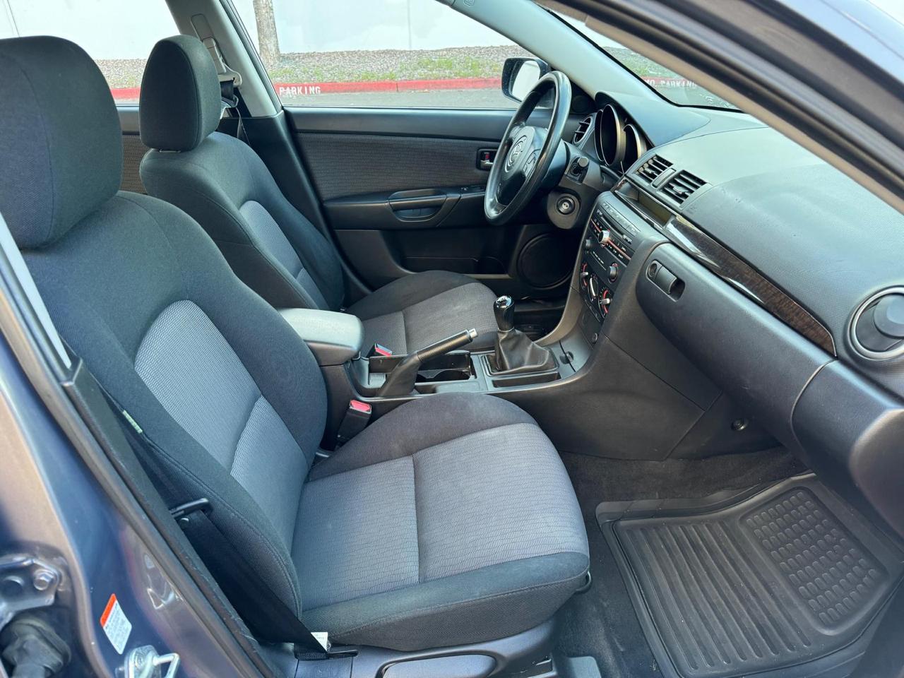 Mazda MAZDA3 i Sport 4-Door 2007