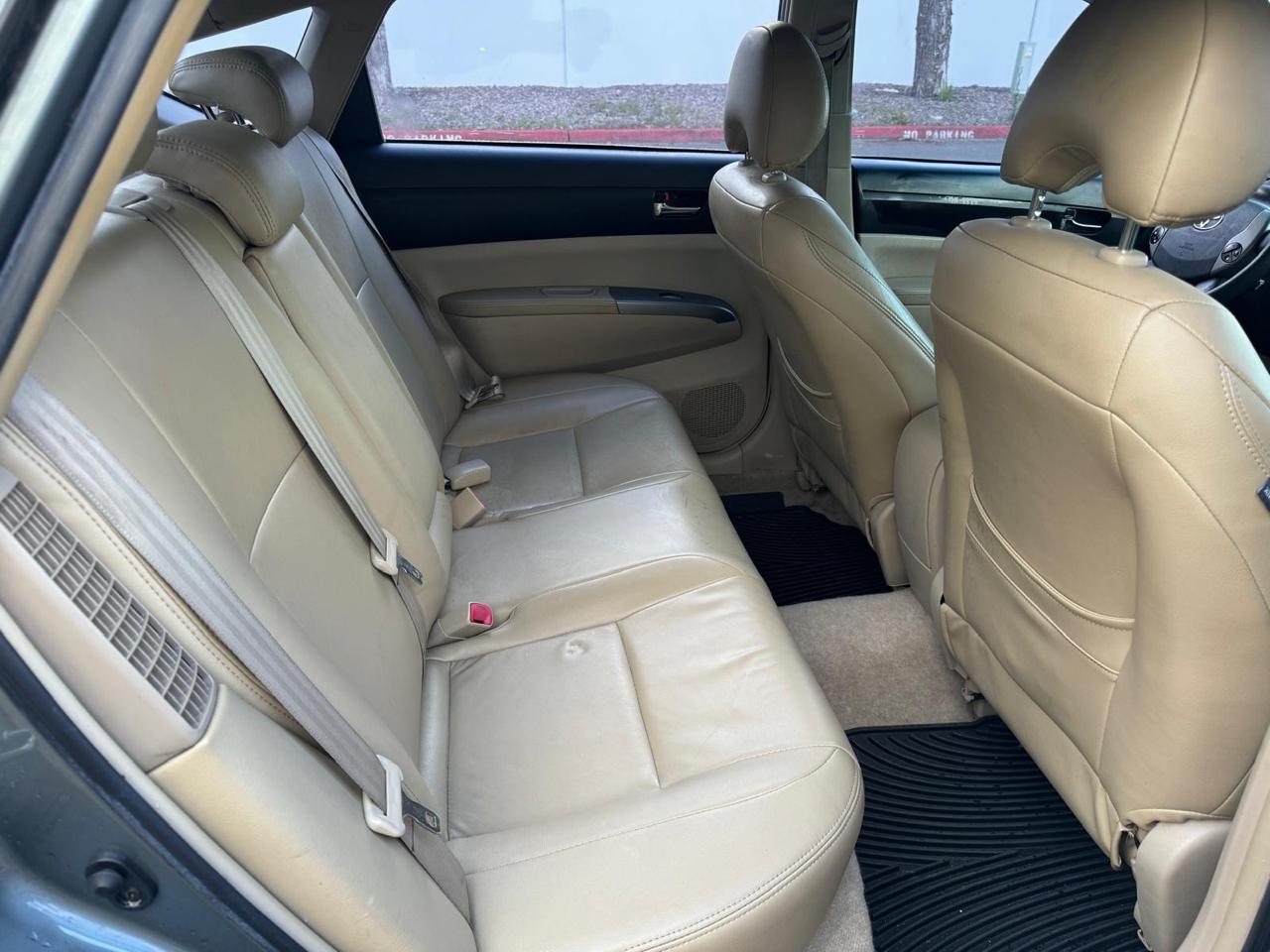 Toyota Prius 4-Door Liftback 2005