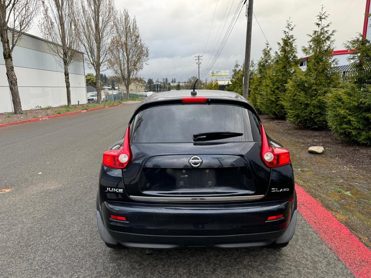 Nissan Juke S AWD 2011
