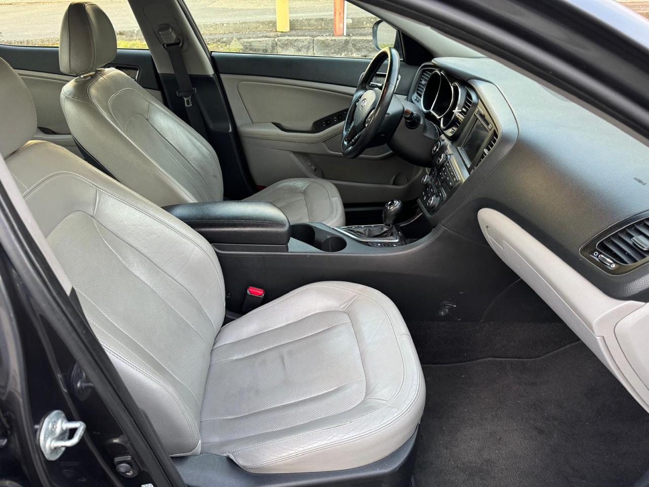 Kia Optima EX Turbo 2011