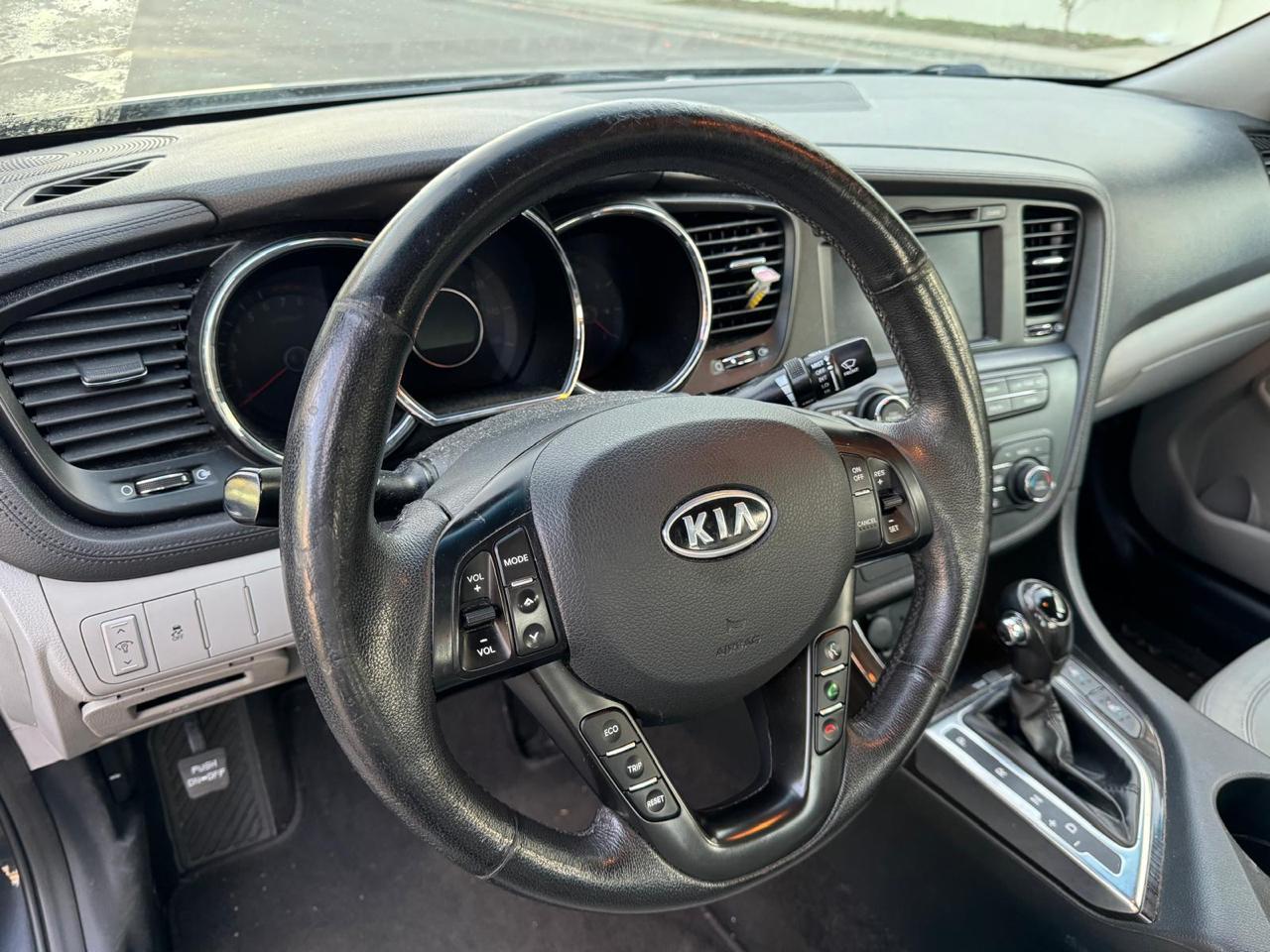 Kia Optima EX Turbo 2011