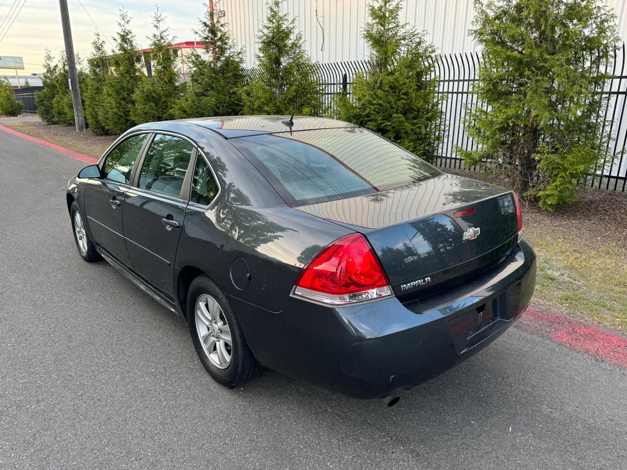 Chevrolet Impala LS (Fleet) 2012