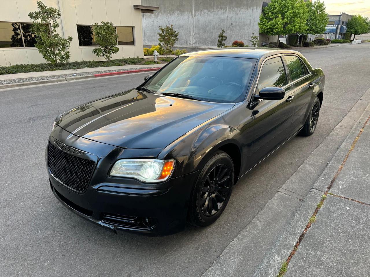 Chrysler 300 RWD 2013