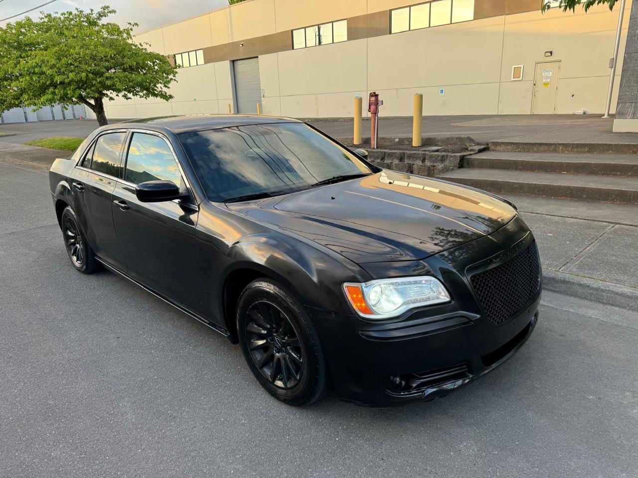 Chrysler 300 RWD 2013