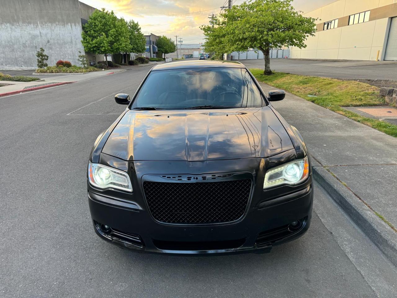 Chrysler 300 RWD 2013