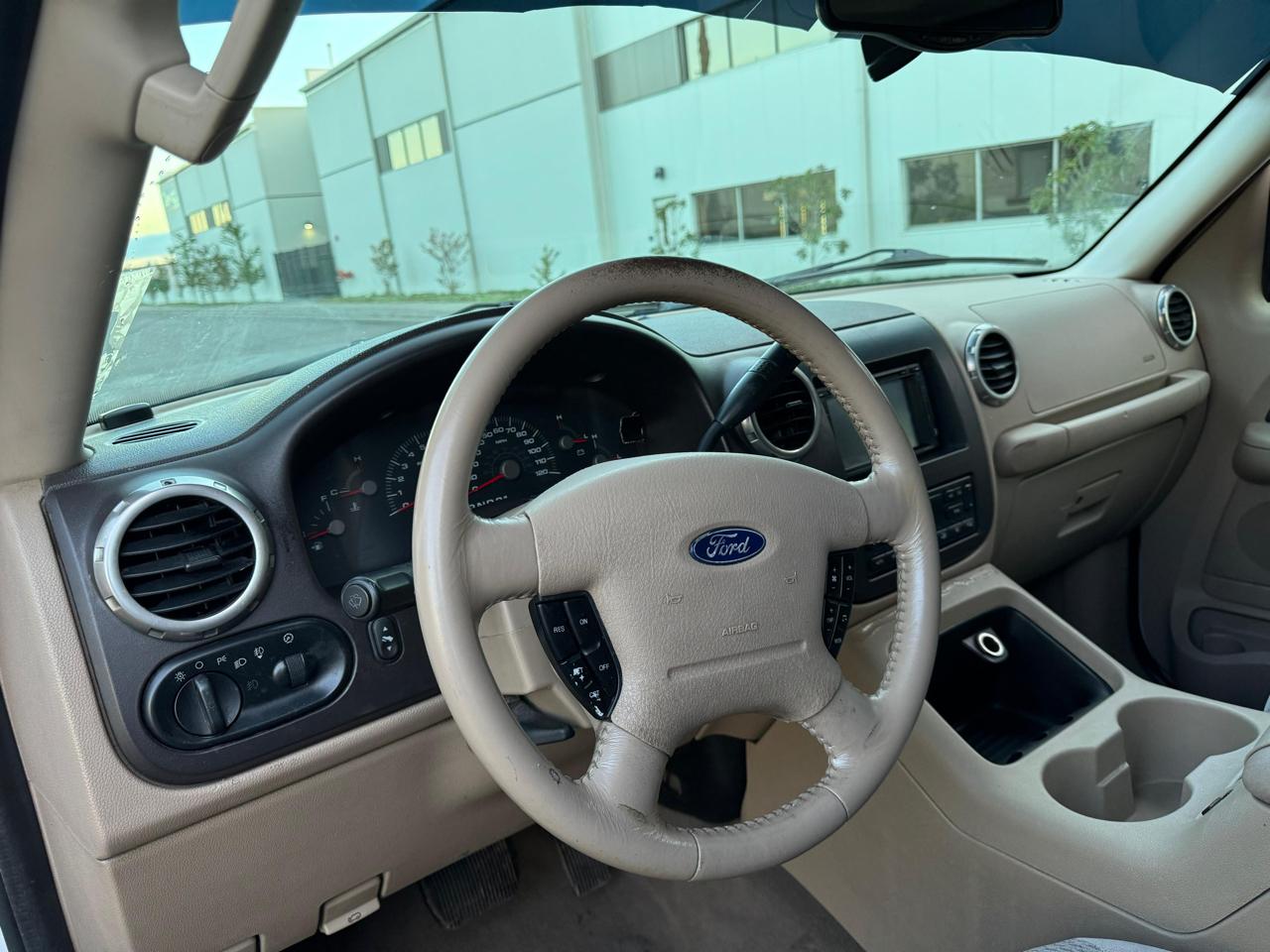 Ford Expedition Eddie Bauer 4WD 2003