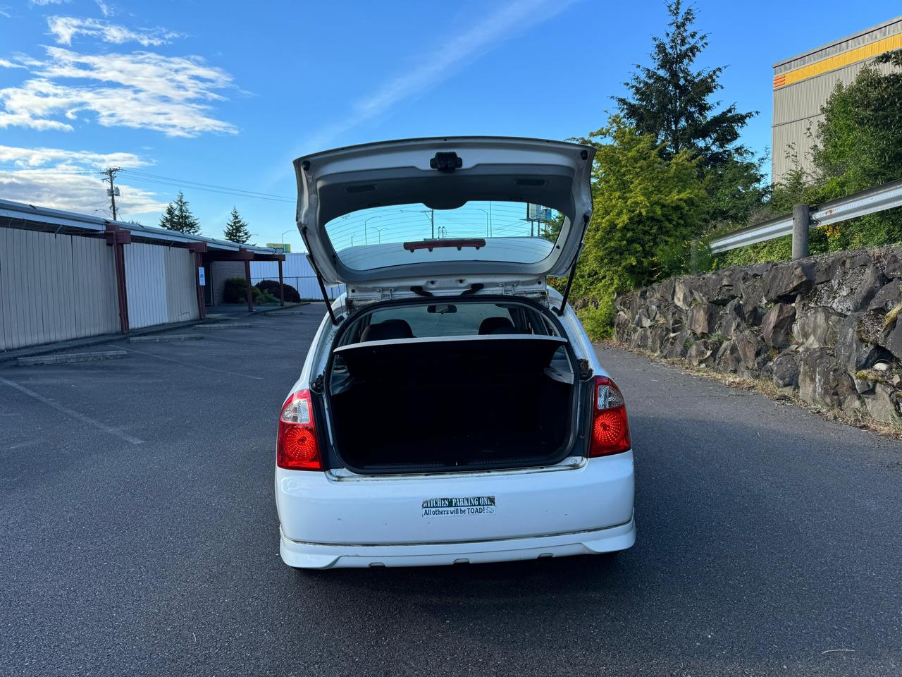 Kia Spectra5 Base 2006