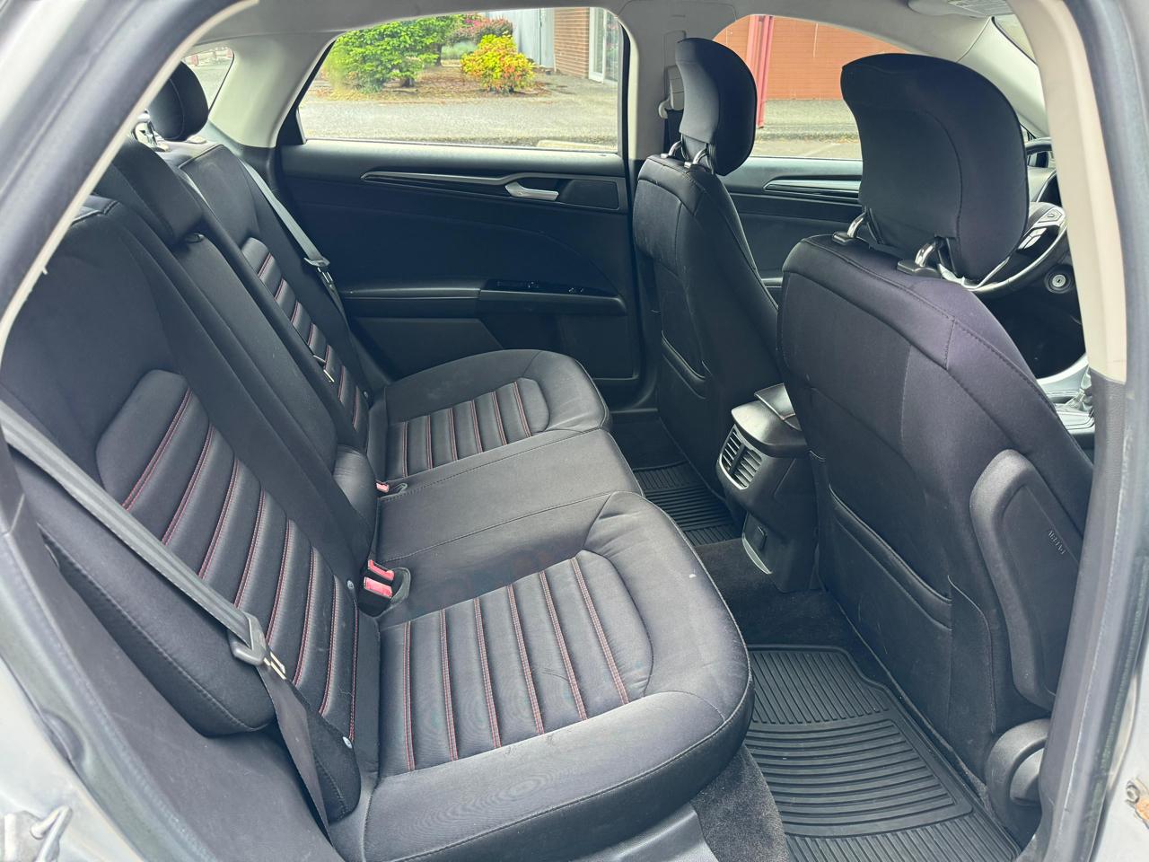 Ford Fusion SE 2014