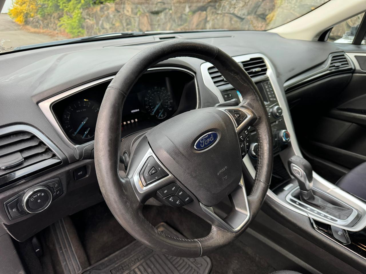 Ford Fusion SE 2014