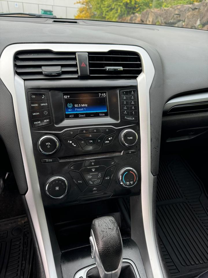 Ford Fusion SE 2014