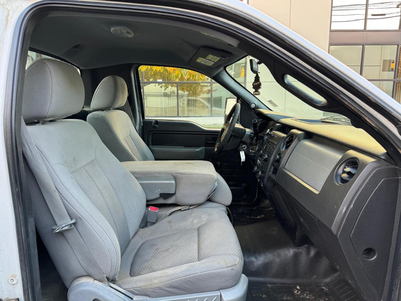 Ford F-150 XL Reg. Cab 2WD 2012