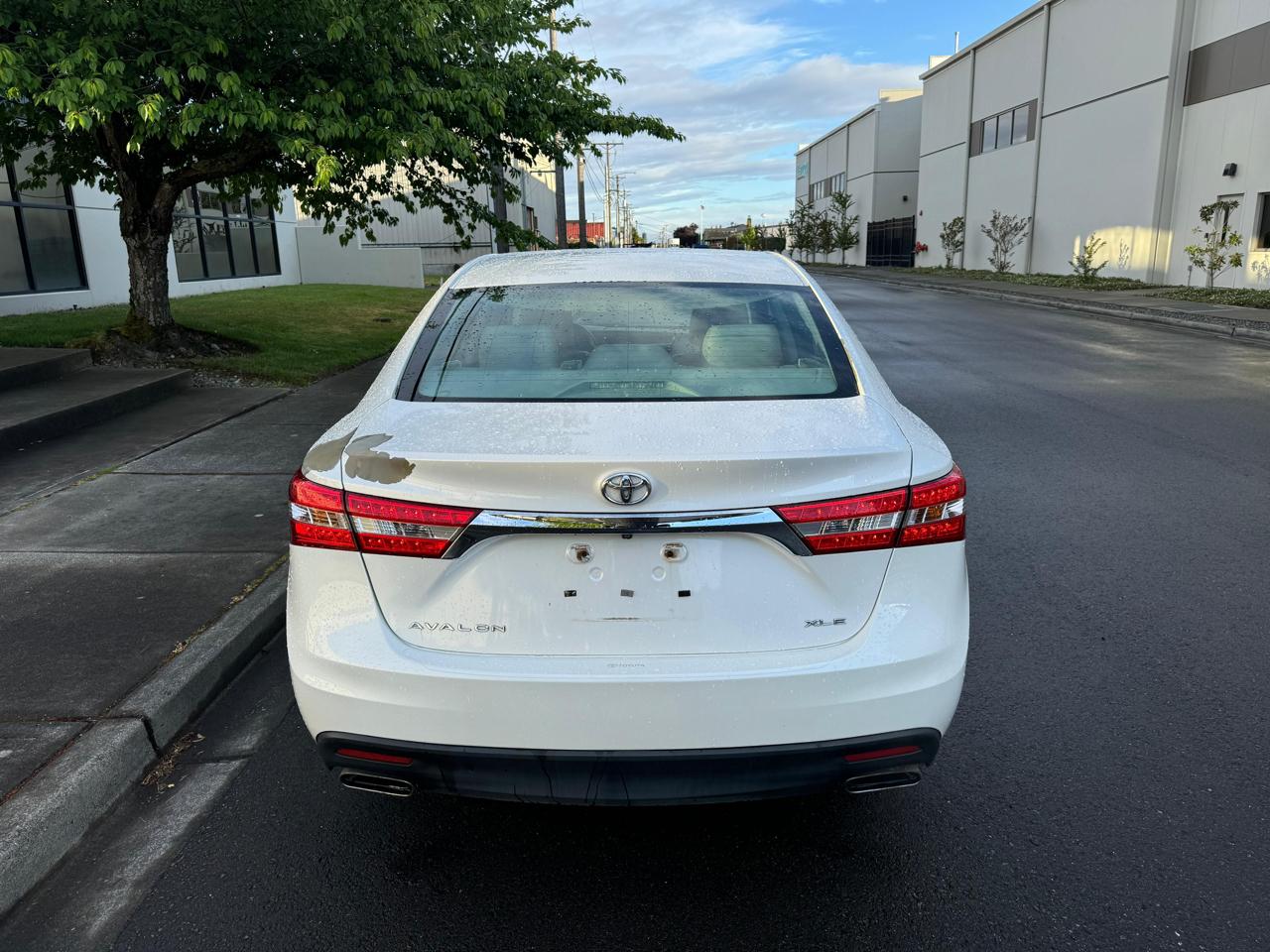 Toyota Avalon XLE 2013