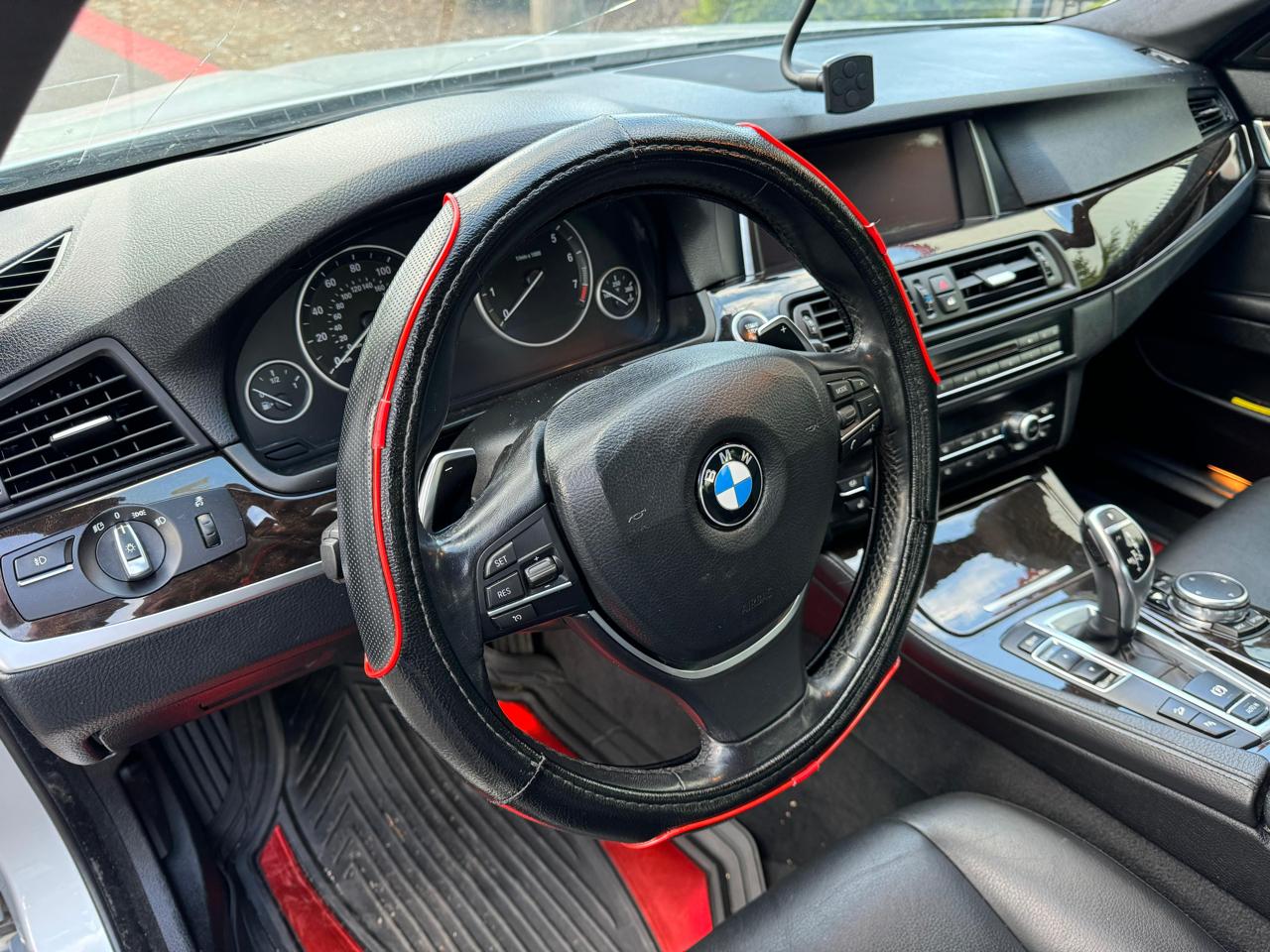 BMW 5-Series 528i xDrive 2016