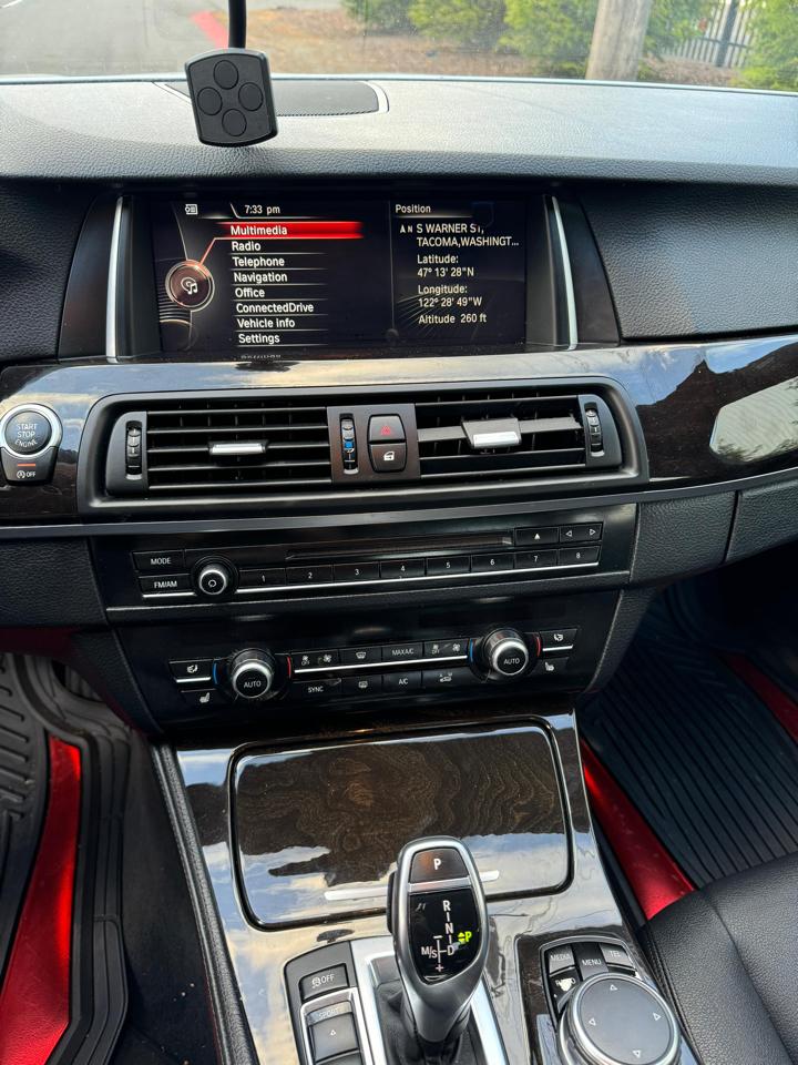 BMW 5-Series 528i xDrive 2016