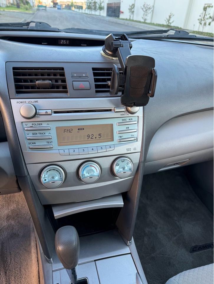 Toyota Camry XLE 5-Spd AT 2009