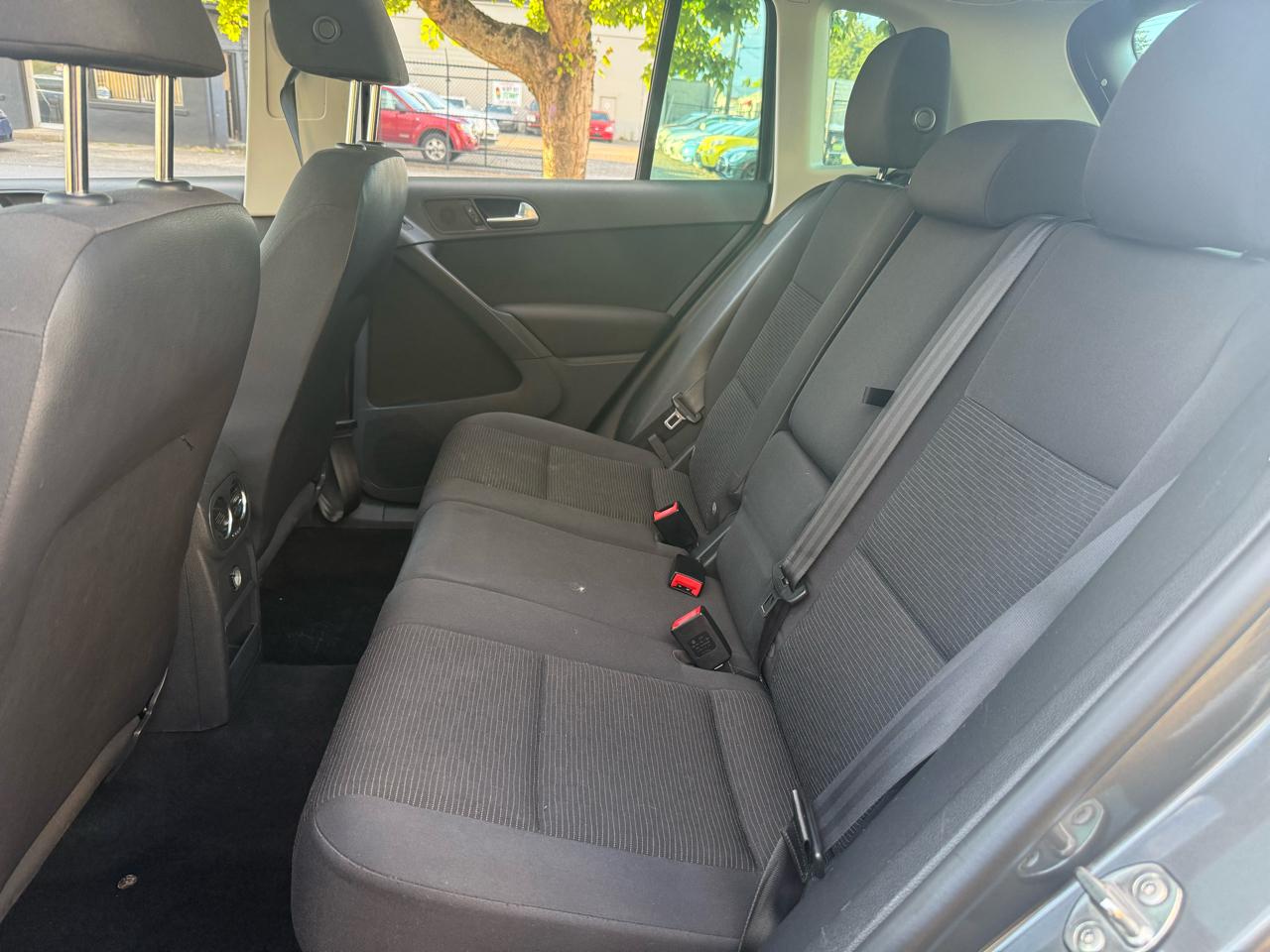 Volkswagen Tiguan 2.0T S 4Motion 2013